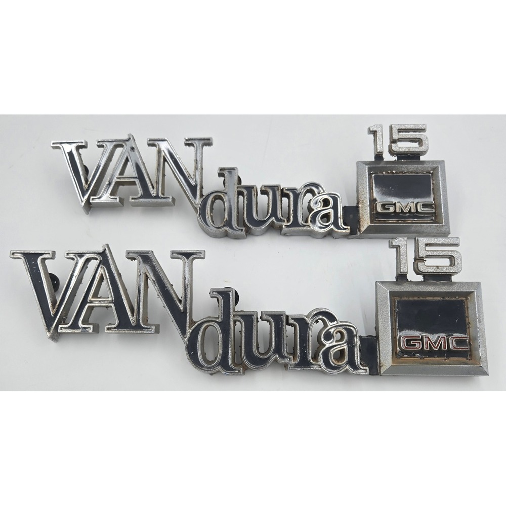 1973-1979 GMC Vandura 2500 Fender Emblems Pair "Vandura 15" OEM 363558